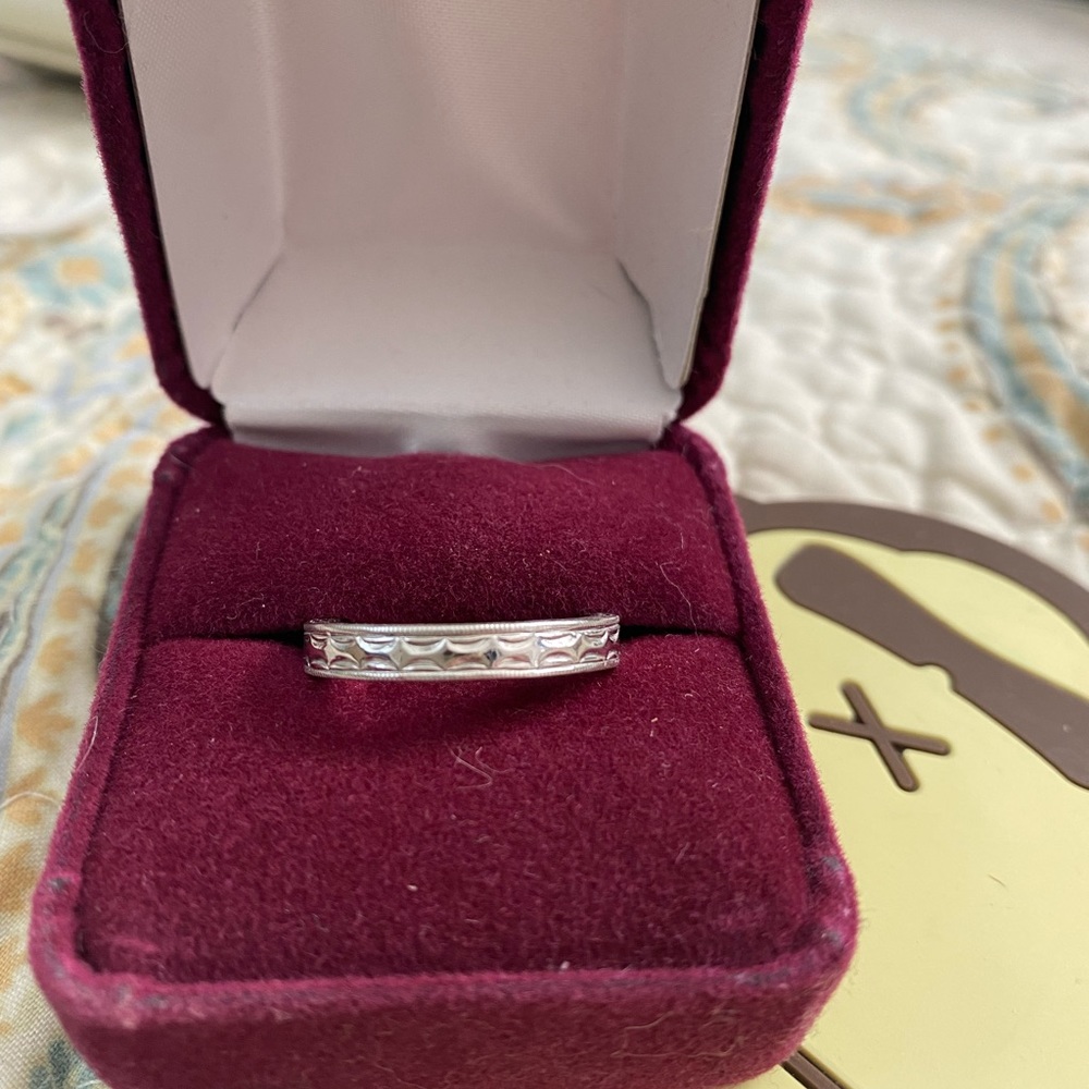 Tacori 925 Sterling Silver Infinity Ring